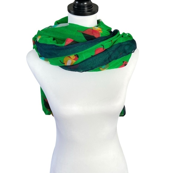 Large Vivid Green Bird-Patterned Scarf in Rich Chiffon 44x70 - Picture 4 of 6